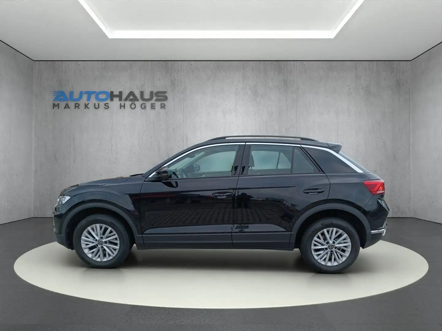 Volkswagen T-Roc 1.0 TSI STYLE+NAVI+ACC+SHZ+KAMERA+CLIMATRO Czarny - 2