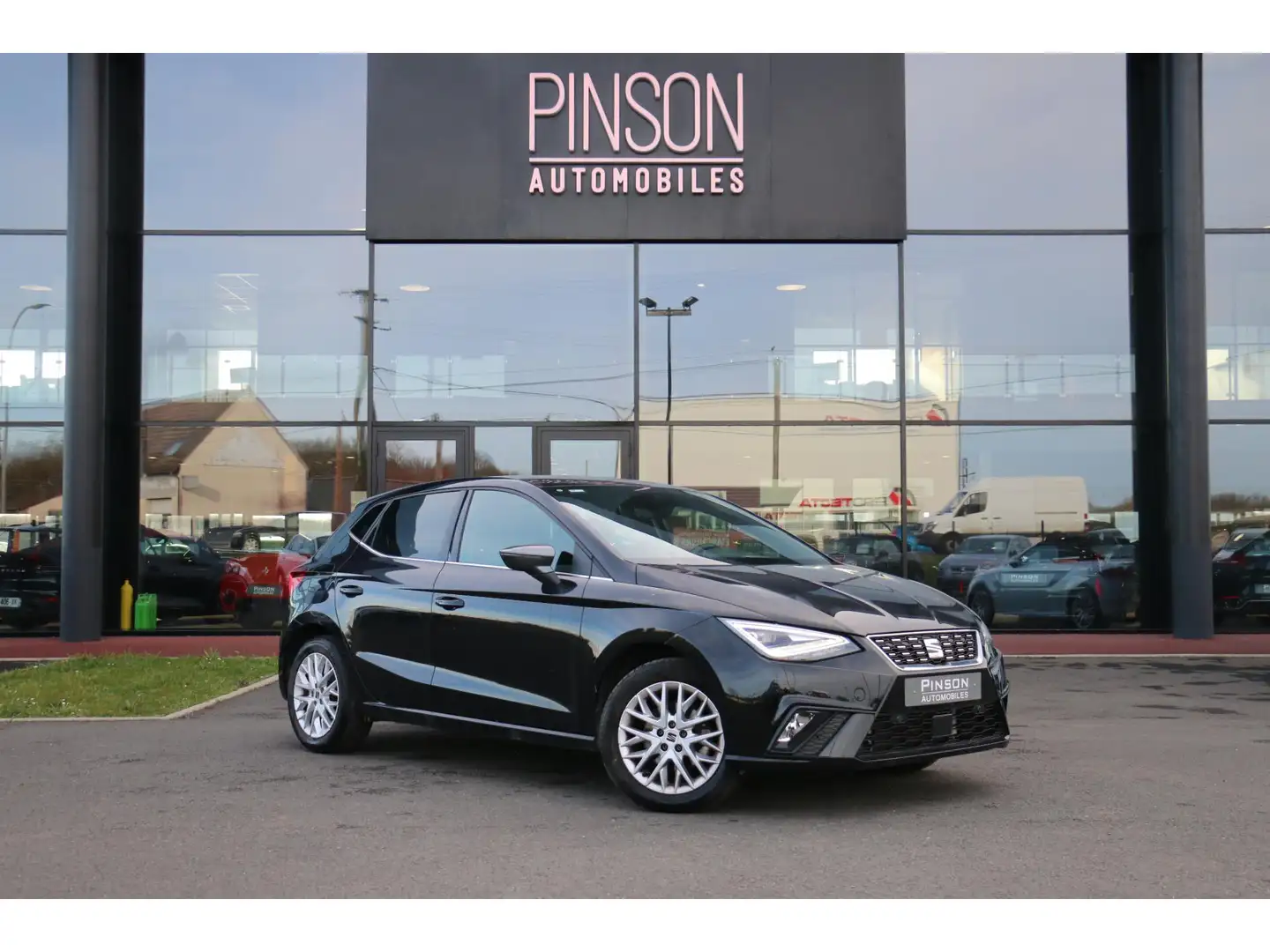 SEAT Ibiza SEAT IBIZA 1.0 TSI 115CH SPECIAL EDITION CARPLAY - PACK FR - GARANTIE 5 ANS Noir - 1