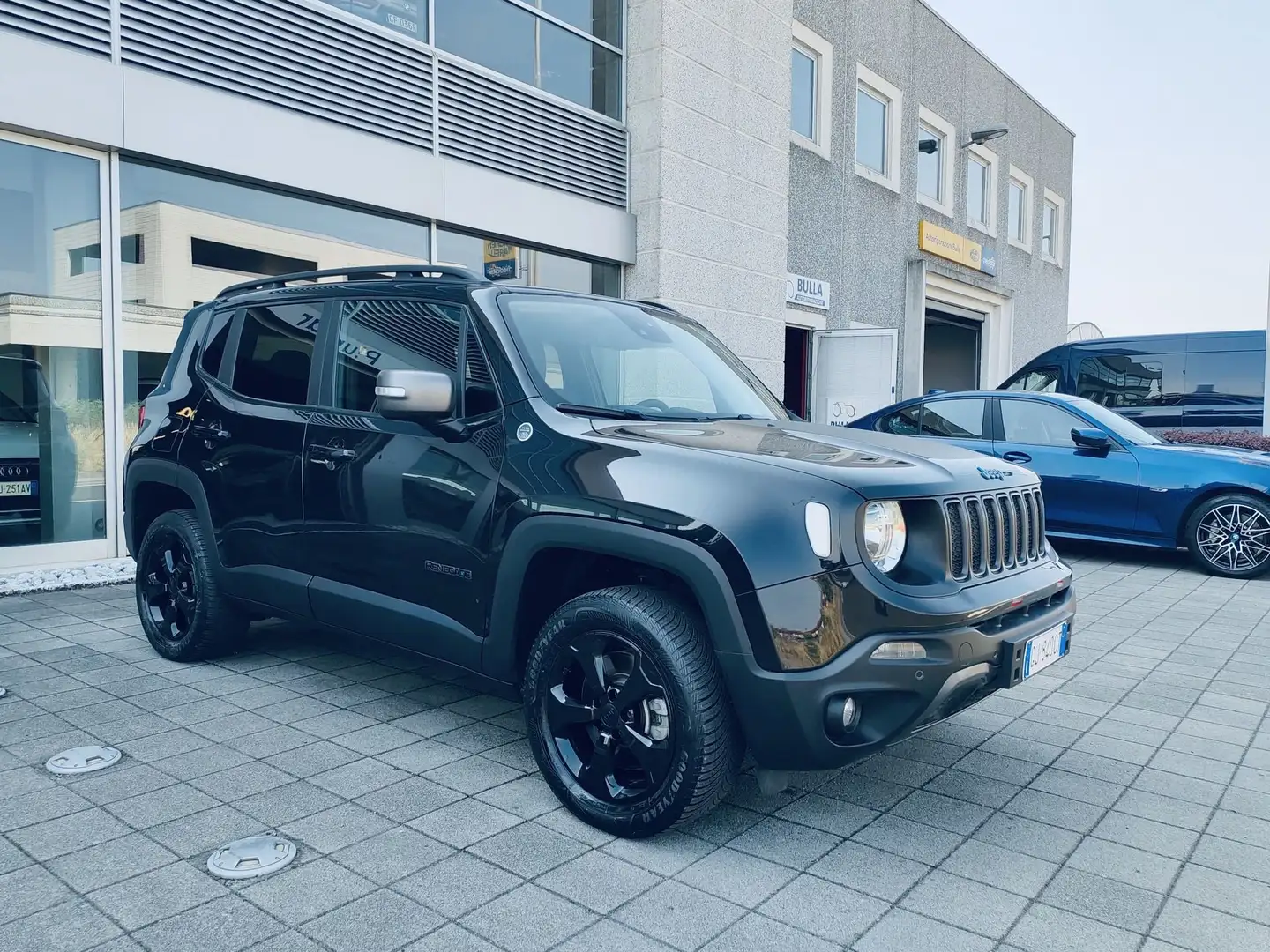 Jeep Renegade Trailhawk 1.3 T4 240cv PHEV 4xe AT6 AdaptiveCruise Schwarz - 2