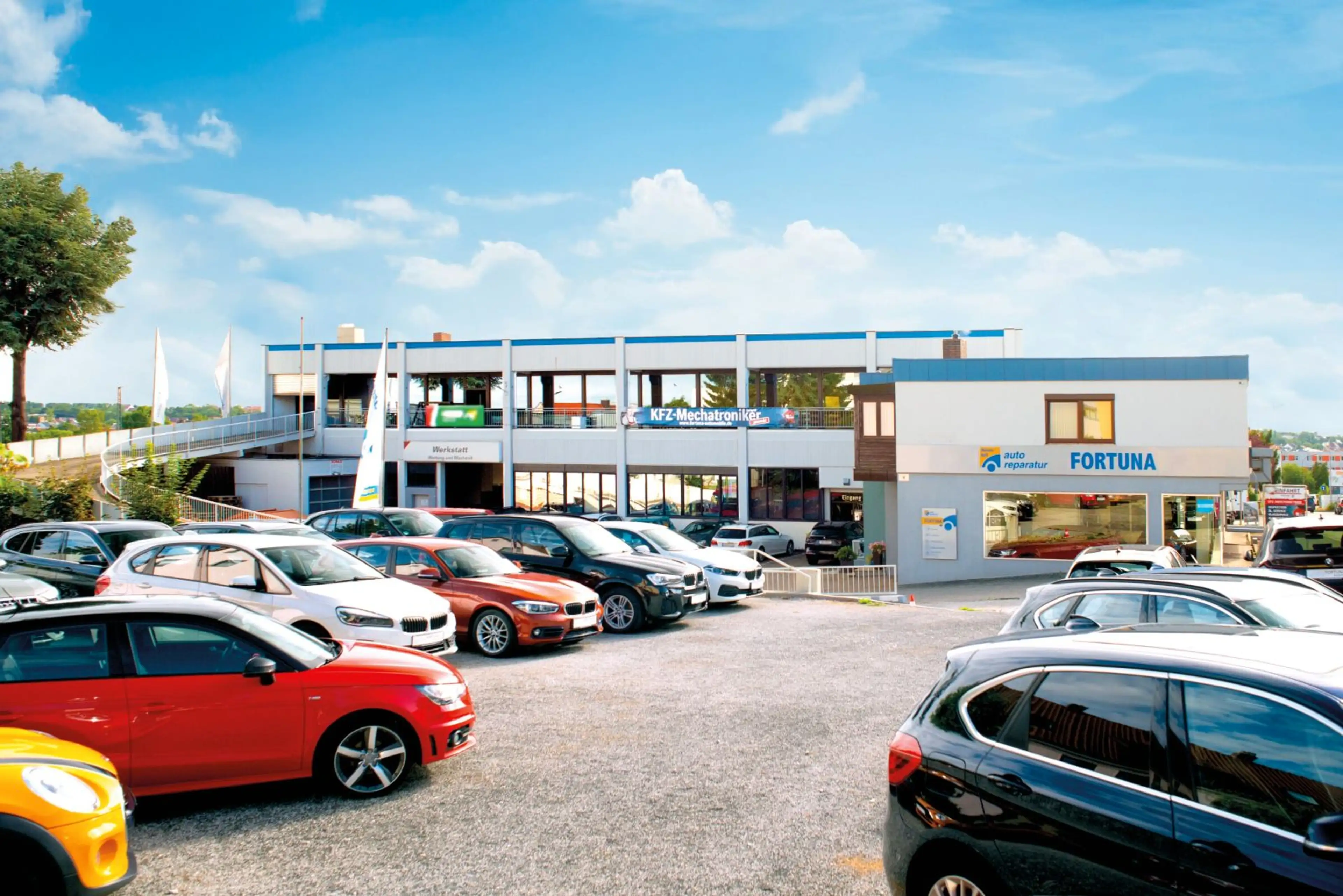 BMW 218 218i Aut. AT Navi LED Sportsitze Komfortzugang