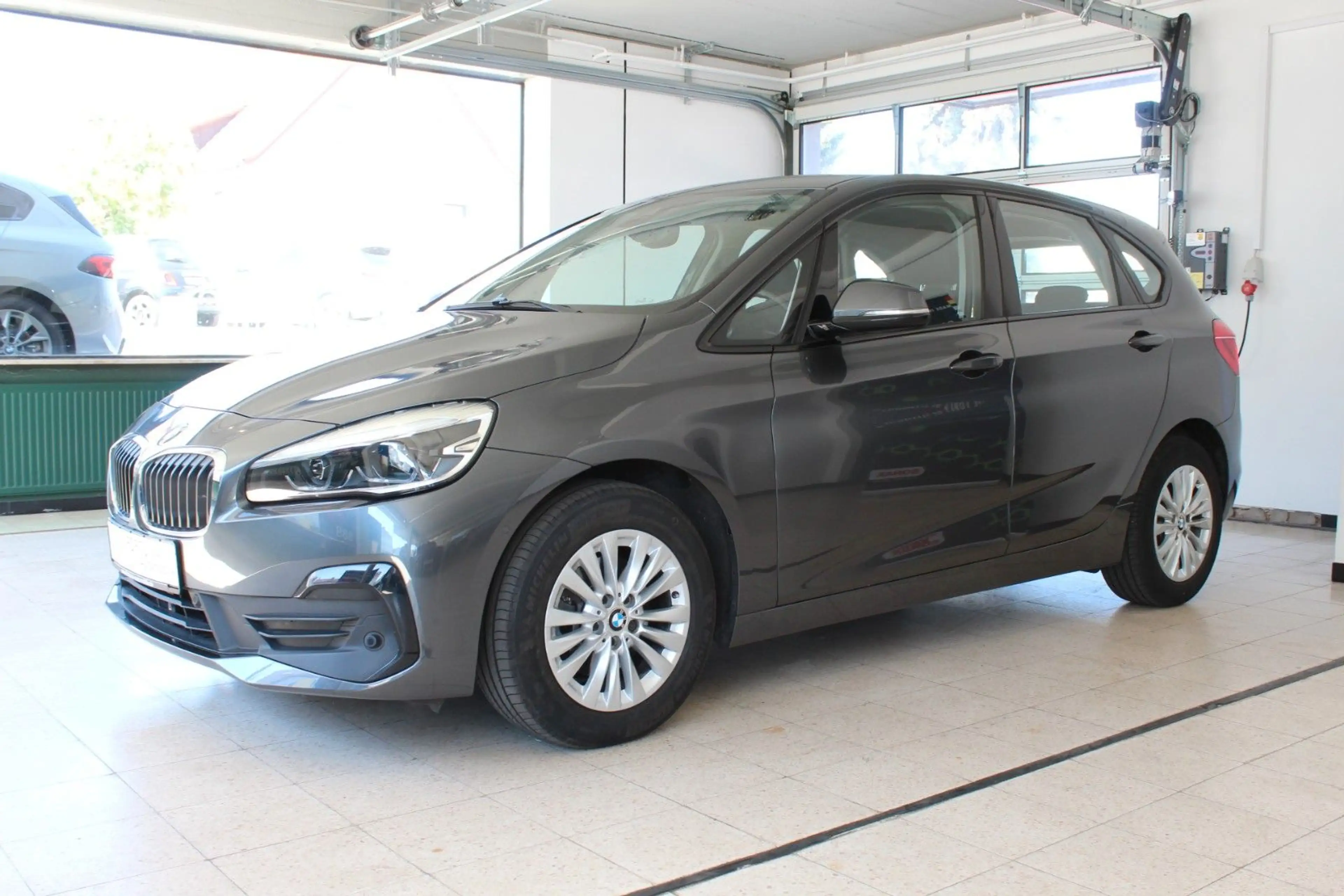 BMW 218 218i Aut. AT Navi LED Sportsitze Komfortzugang — photo 3