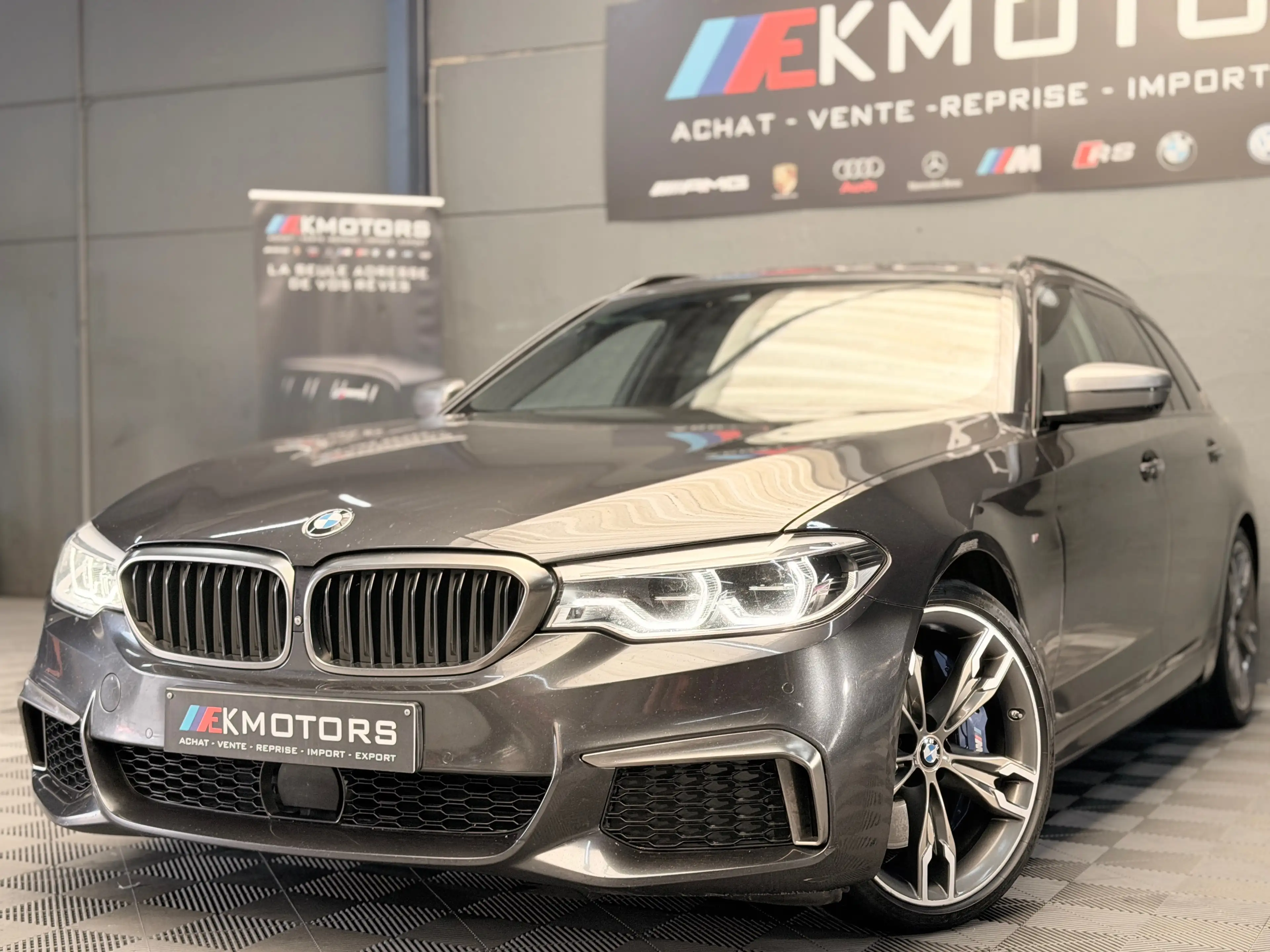 BMW 550 °INDIVIDUAL°ACC°PANO°FULL OPTS
