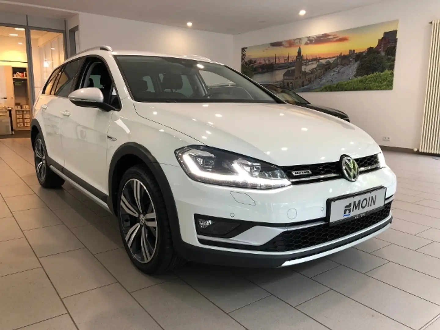 Volkswagen Golf Variant VII Variant Alltrack 2.0 TDI DSG 4Motion Білий - 2