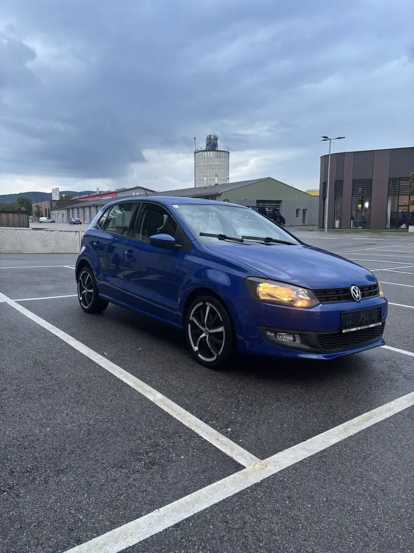 Volkswagen Polo - 2