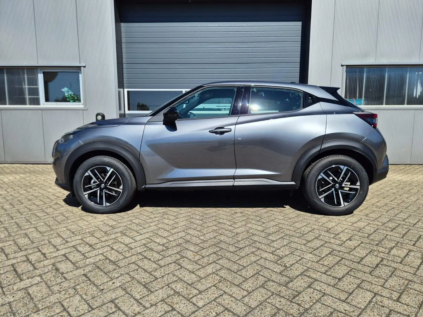 Nissan Juke 1.0 DIG-T 114PS N-Connecta Sitzheizung Lenkradh... Grau - 2