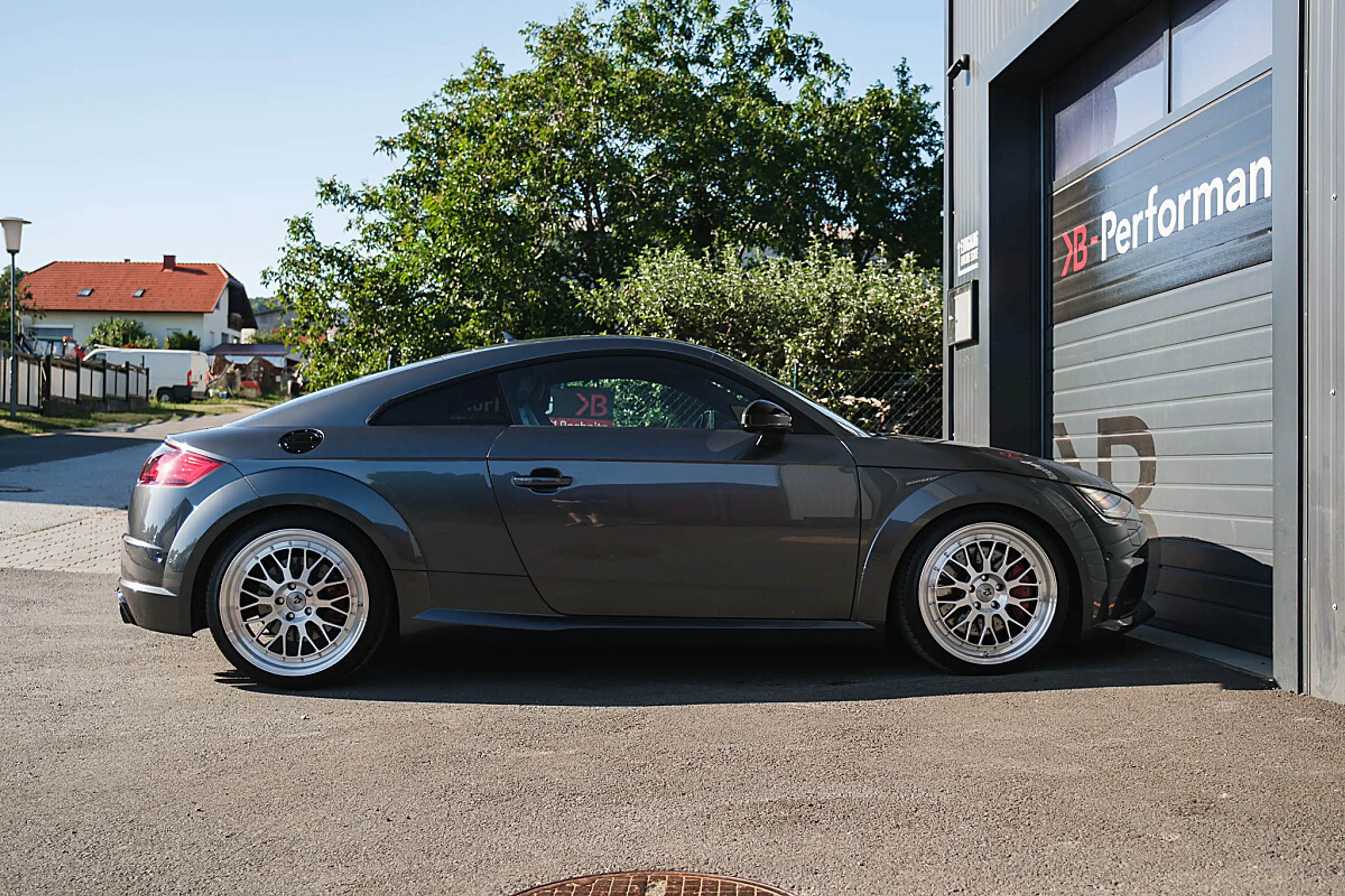 Audi TTS 2.0 TFSI Coupe quattro LED/MMI/B&O/RFK/NAVI/KEY... — photo 12