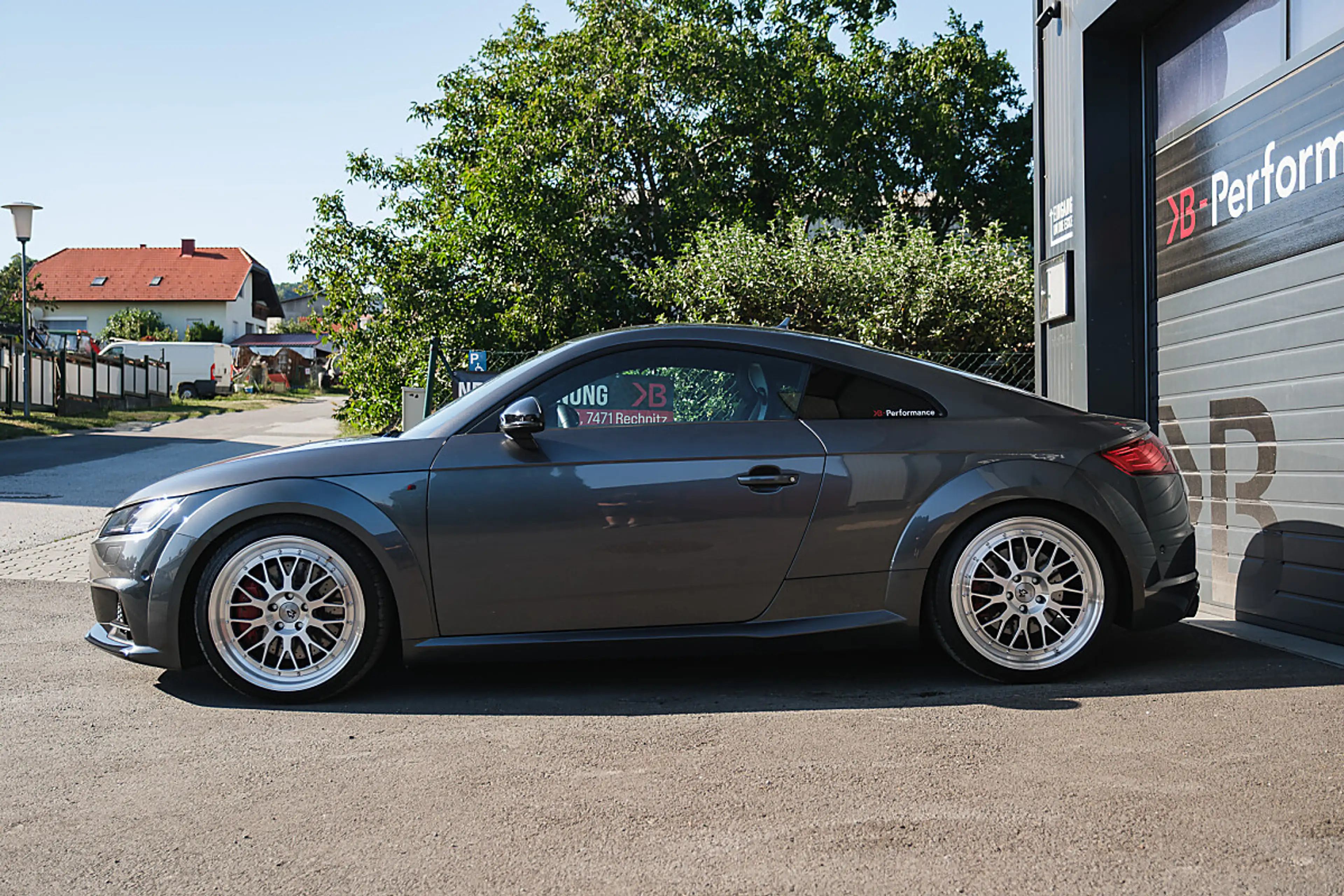 Audi TTS 2.0 TFSI Coupe quattro LED/MMI/B&O/RFK/NAVI/KEY... — photo 6