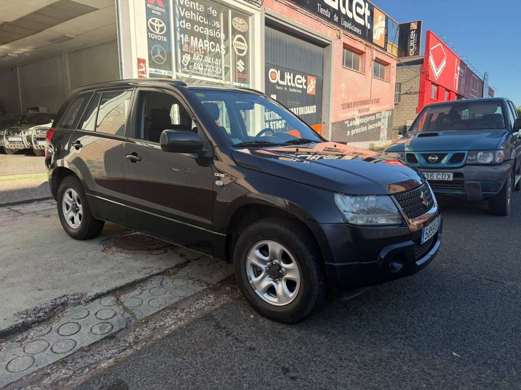 Suzuki Grand Vitara 1.9DDiS JLX - foto 1