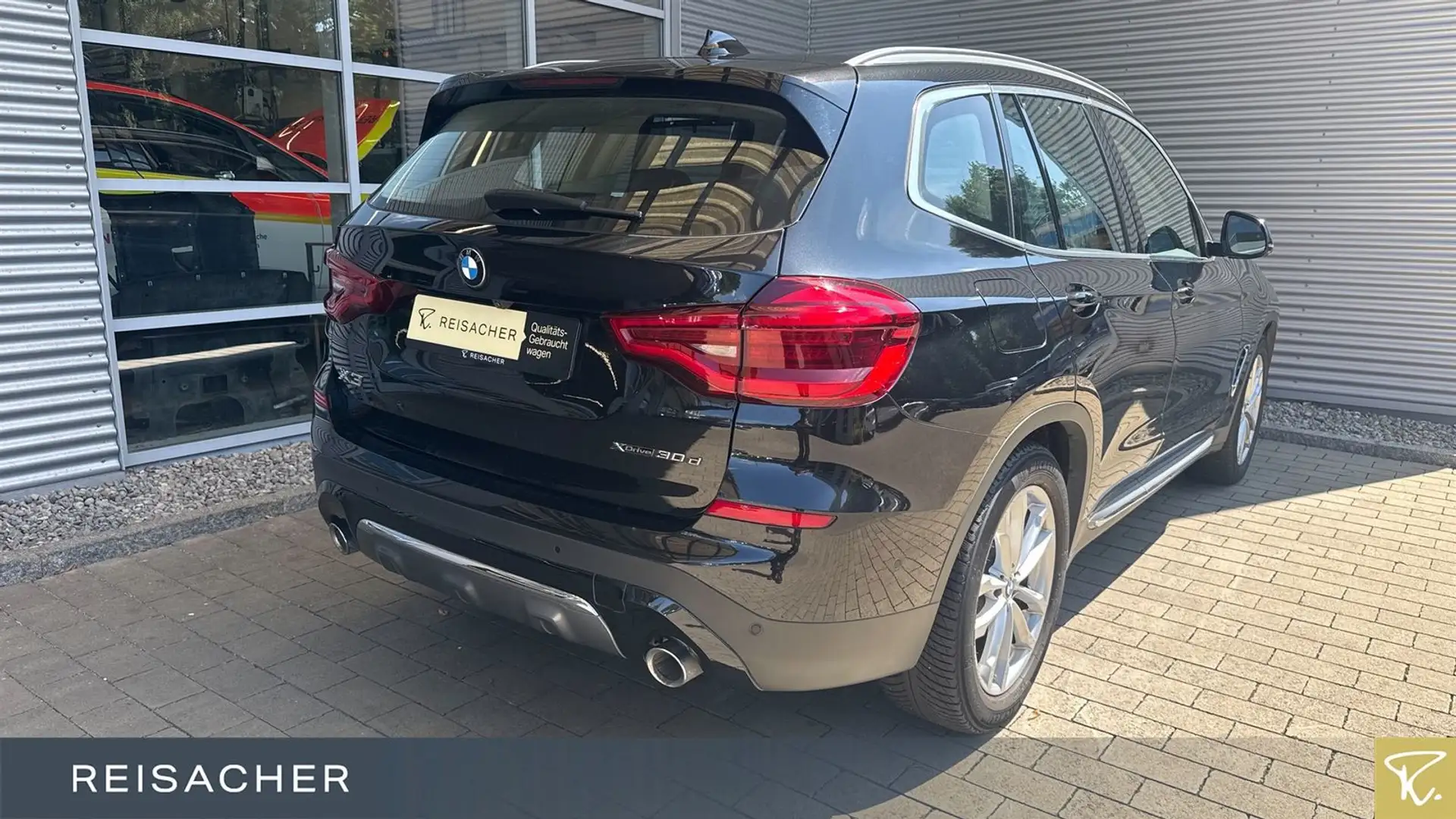 BMW X3 xDrive30d  AHK ACC Pano HUD 360° HiFi Schwarz - 2