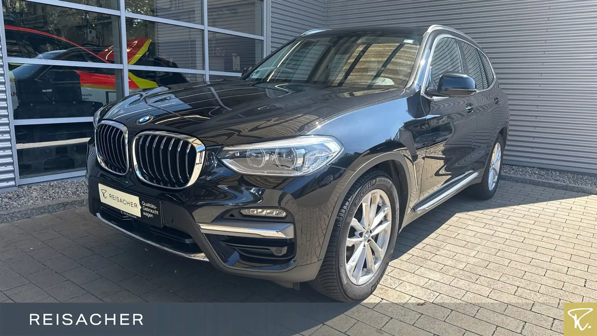 BMW X3 xDrive30d  AHK ACC Pano HUD 360° HiFi Schwarz - 1