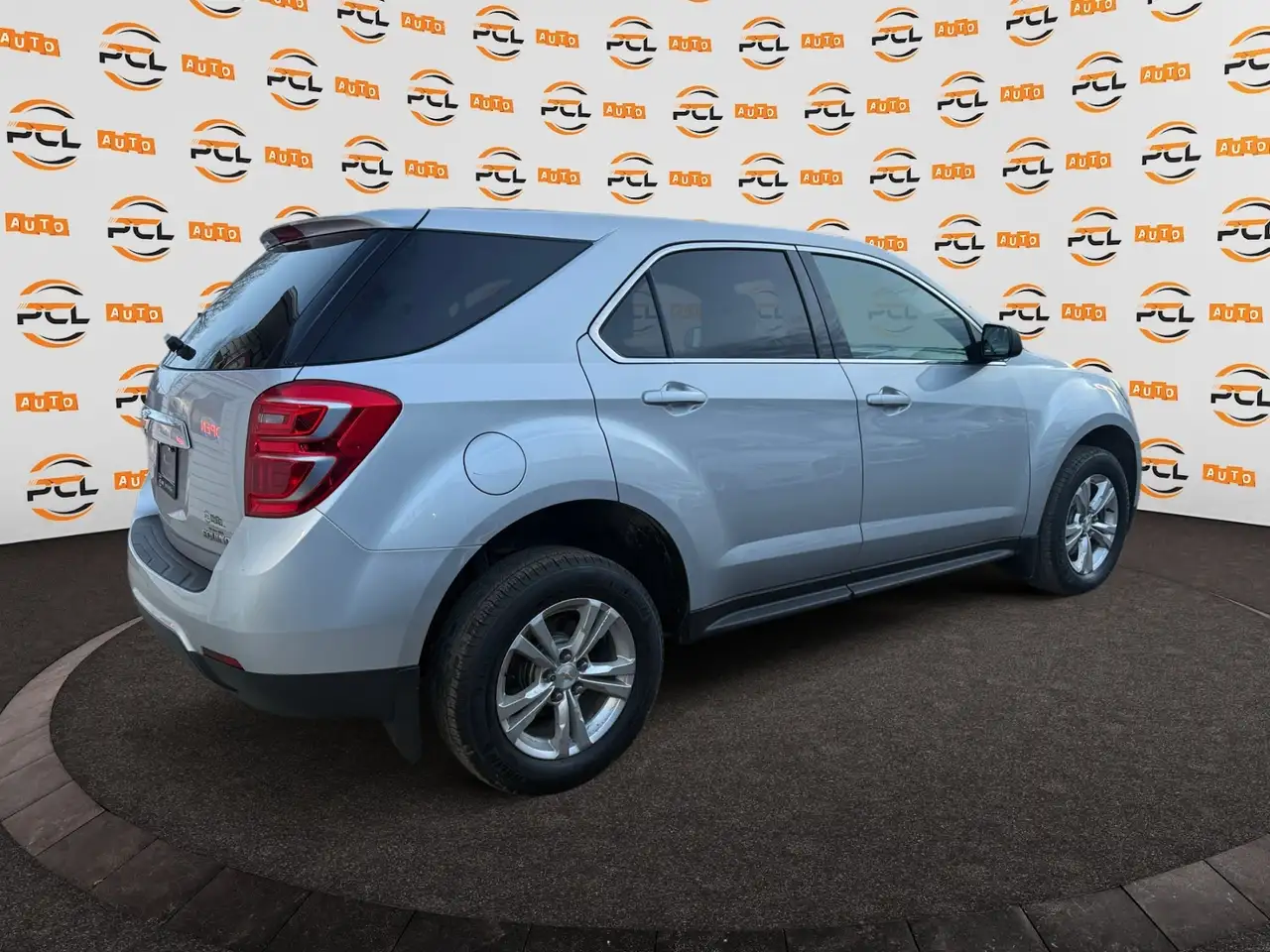 Chevrolet Equinox снимка Chevrolet Equinox