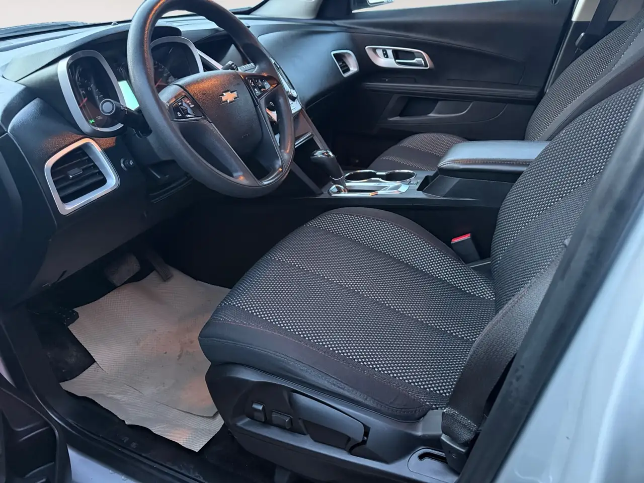 Chevrolet Equinox снимка Chevrolet Equinox