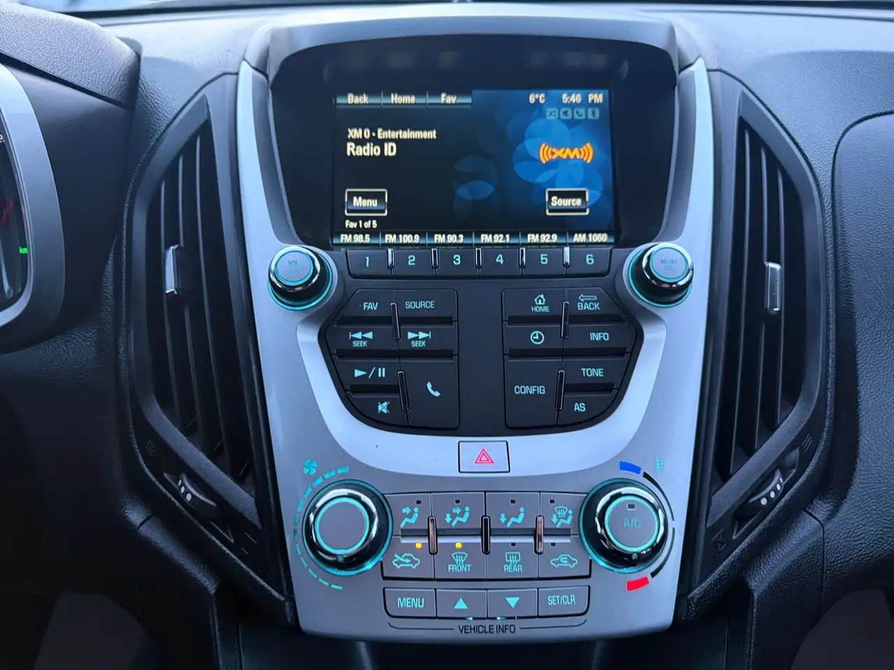 Chevrolet Equinox снимка Chevrolet Equinox