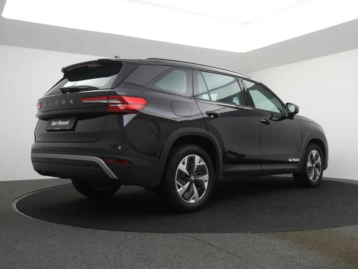 Skoda Kodiaq NEW Kodiaq Selection 7 PL 1.5TSI m-HEV 110kW (150p Noir - 2