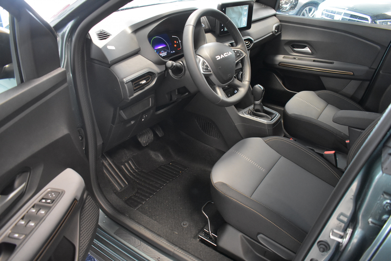 Dacia Jogger Hybrid 140 Extreme 7-Sitze LED Nav Kamer — photo 3