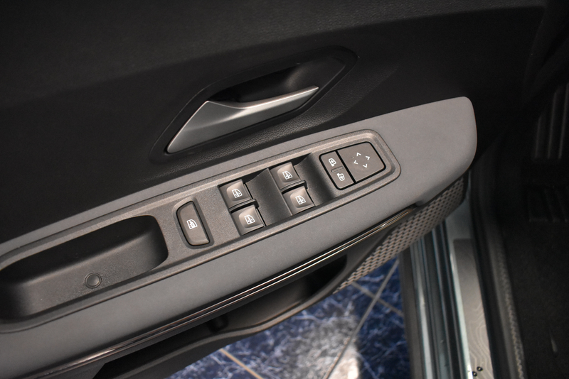 Dacia Jogger Hybrid 140 Extreme 7-Sitze LED Nav Kamer — photo 11