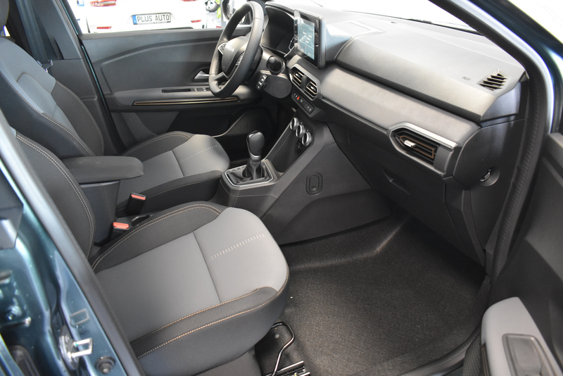 Dacia Jogger Hybrid 140 Extreme 7-Sitze LED Nav Kamer — photo 4