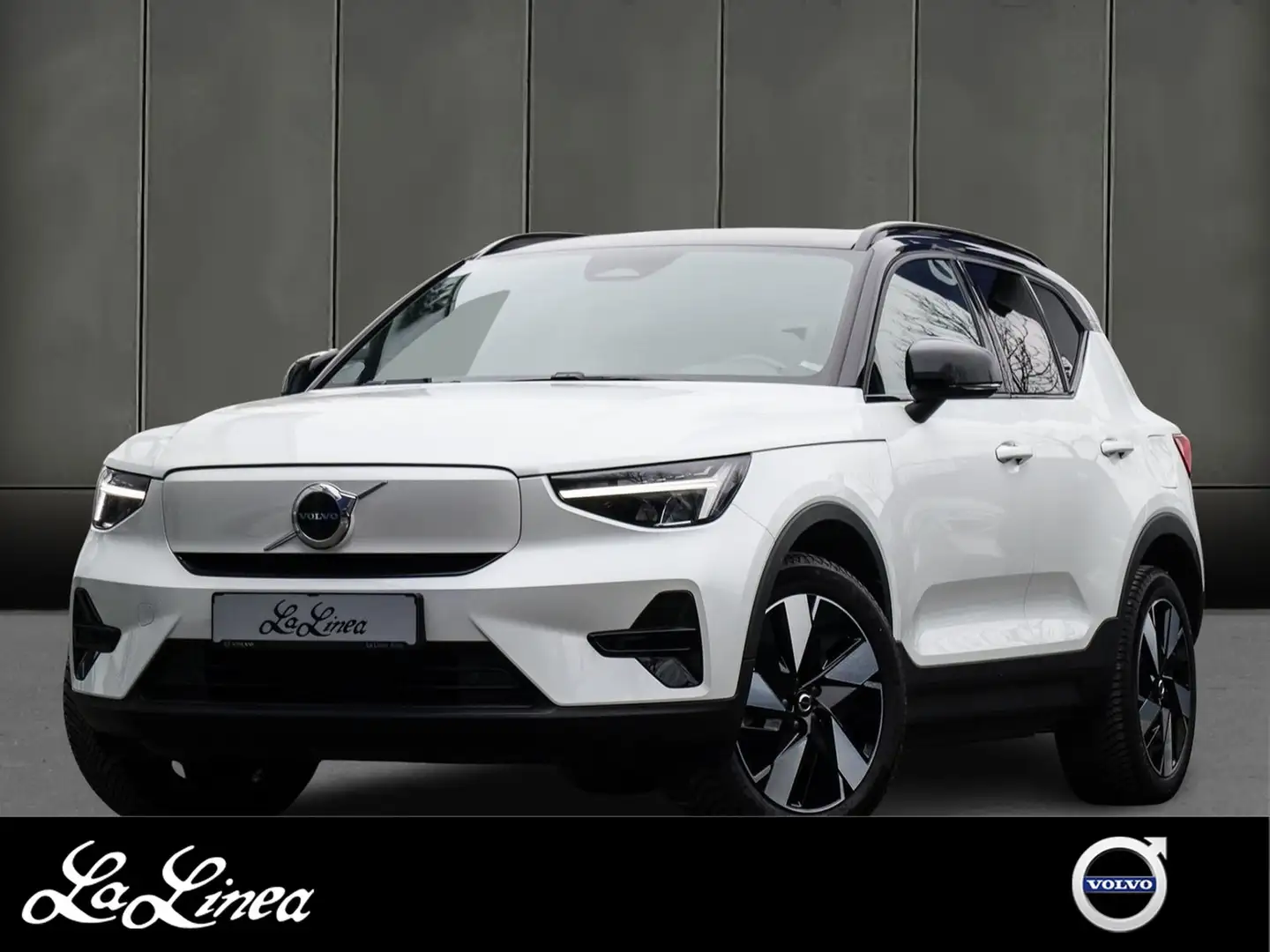 Volvo XC40 Plus Recharge Pure Elektrik AWD Weiß - 1