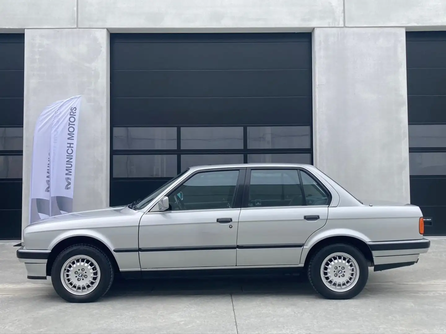 BMW 316 i Aut /87876km/Full History !/ Topstaat Argent - 1