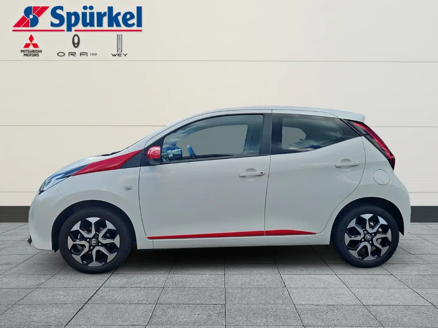 Toyota Aygo X-Play Connect 1.0, Navigation, Rückfahrkamera Weiß - 2