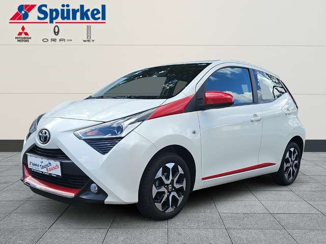 Imagine Toyota Aygo X-Play Connect 1.0, Navigation, Rückfahrkamera