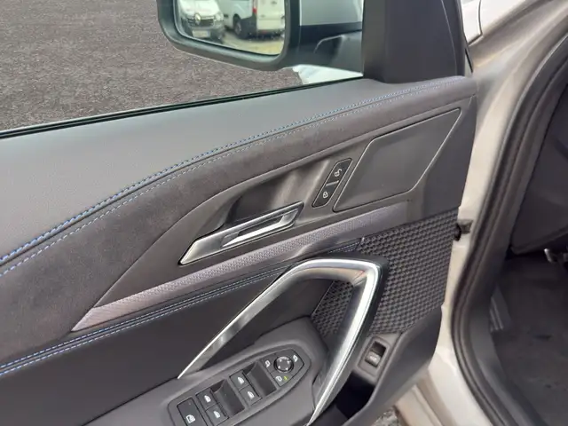BMW X1 view 9