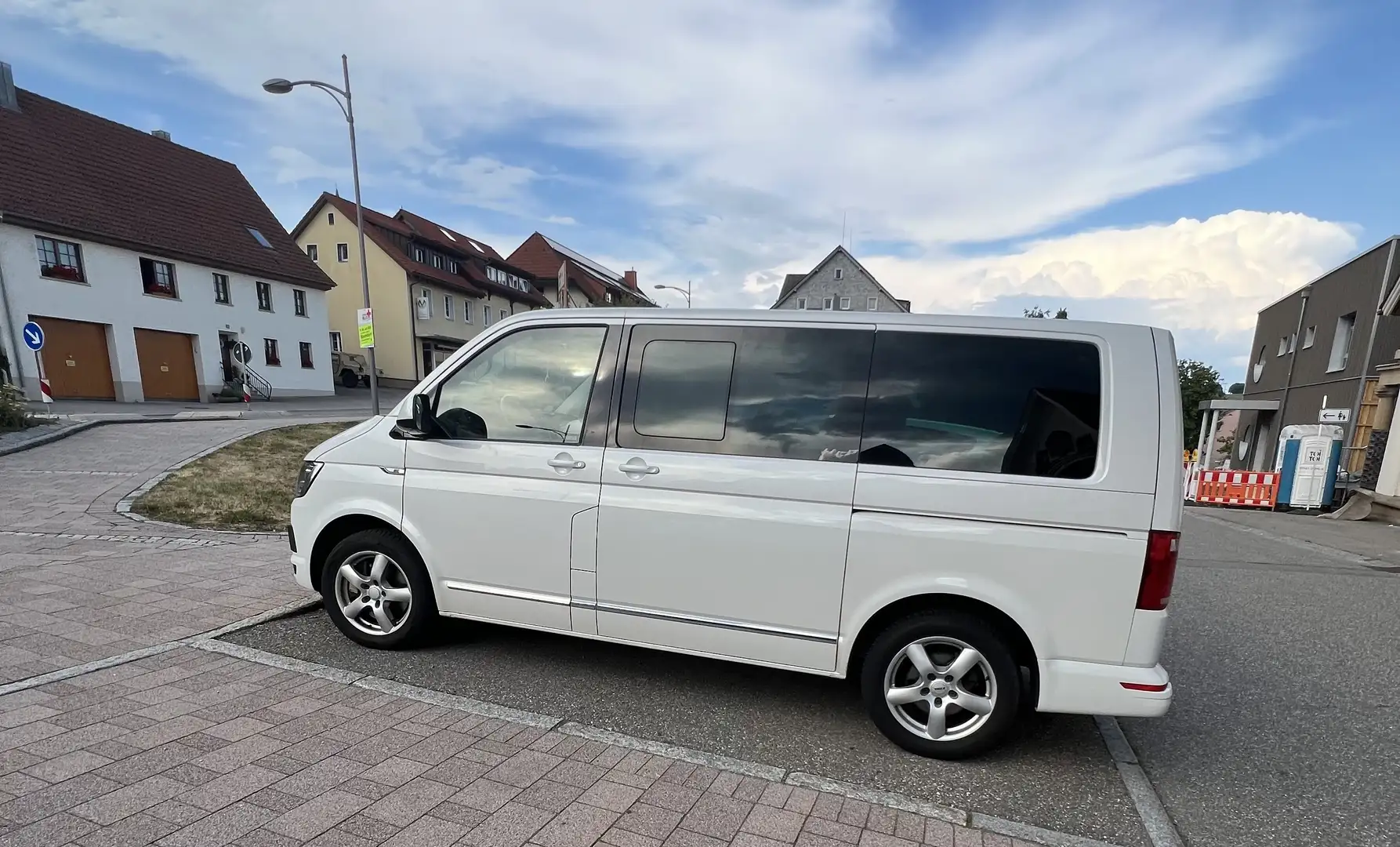 Volkswagen T6 Multivan VW T6 Multivan Highline 4Motion DSG SH Weiß - 1