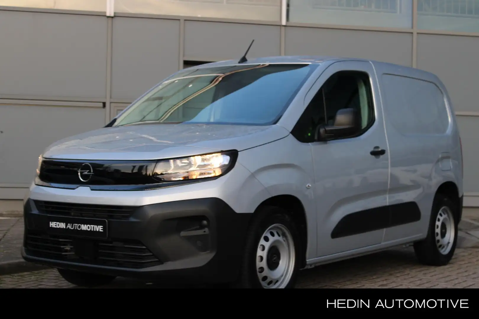 Opel Combo 1.5 BlueHDi 100 S&S L1 Navigatie via App | Betimme Grijs - 1