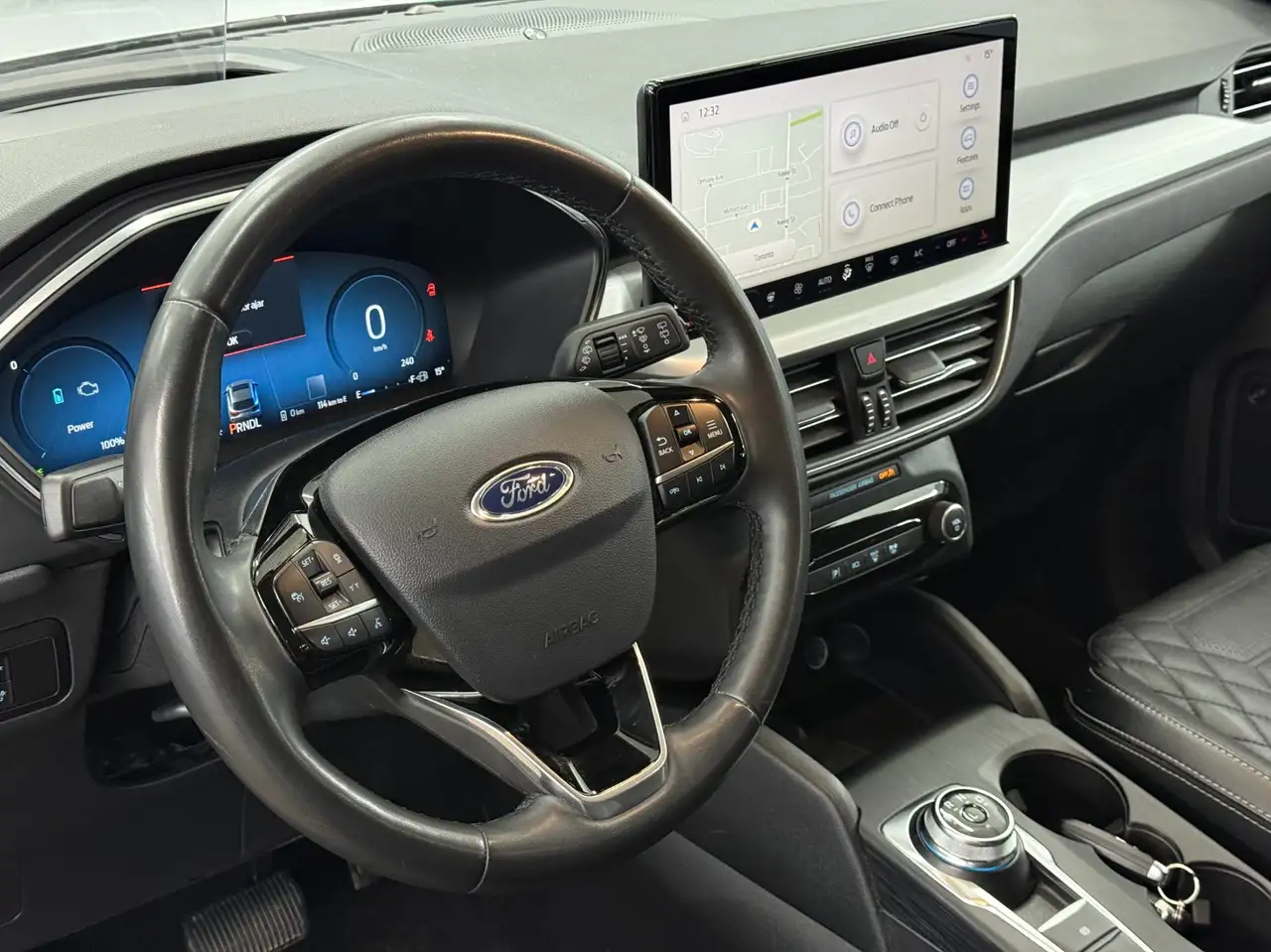 Ford Escape снимка Ford Escape