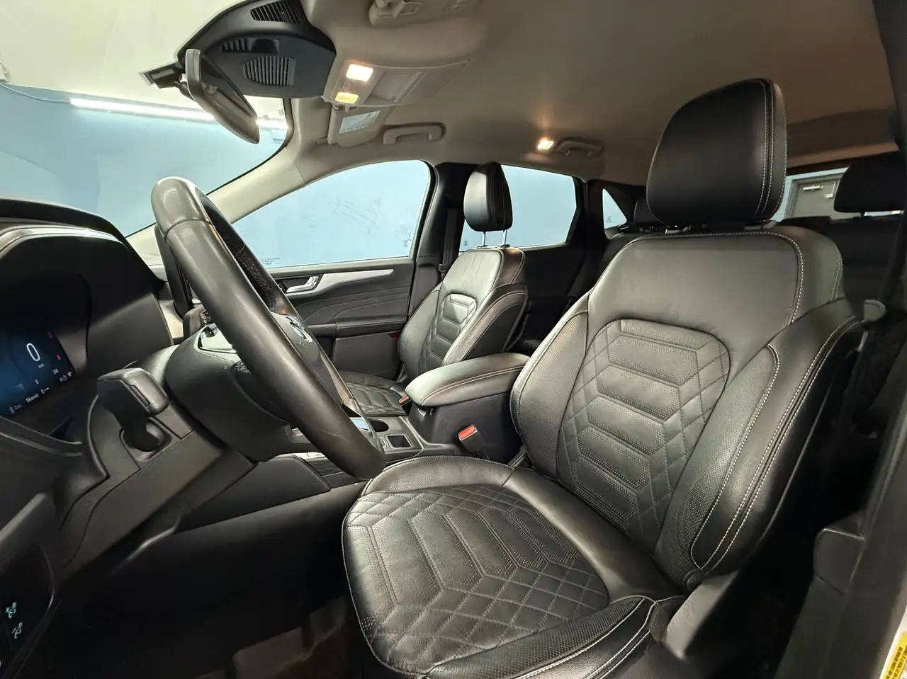 Ford Escape снимка Ford Escape