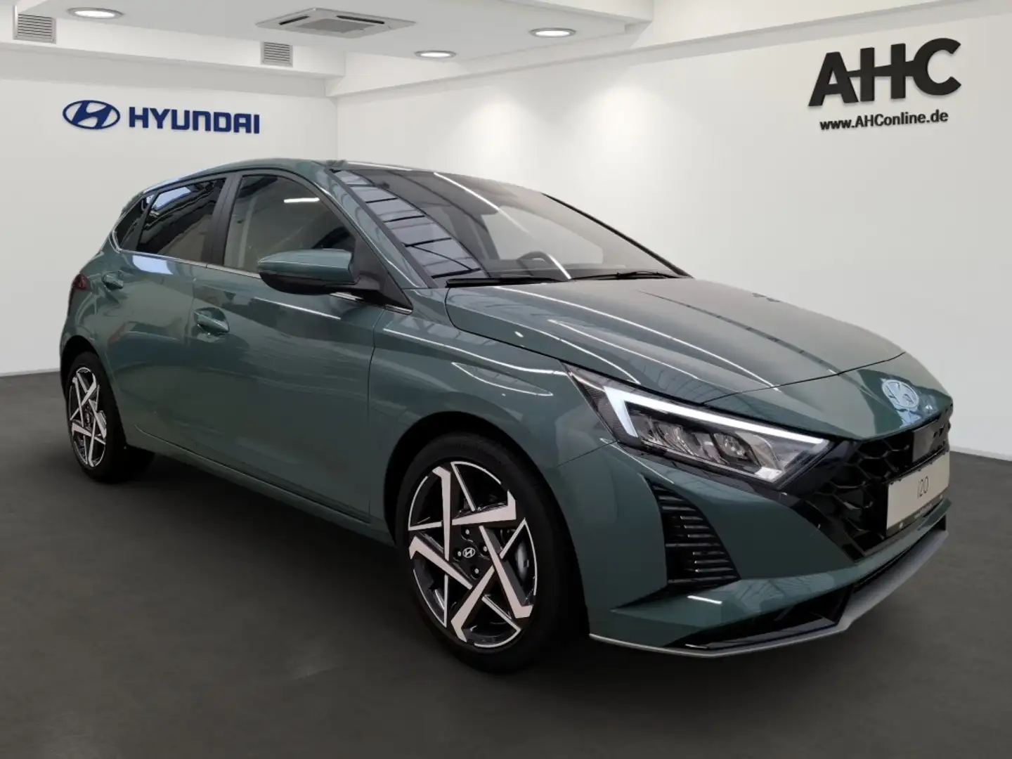 Hyundai i20 1.0 T-GDI 7-DCT Prime 4xSHZ AUT Akustikglas Grün - 2