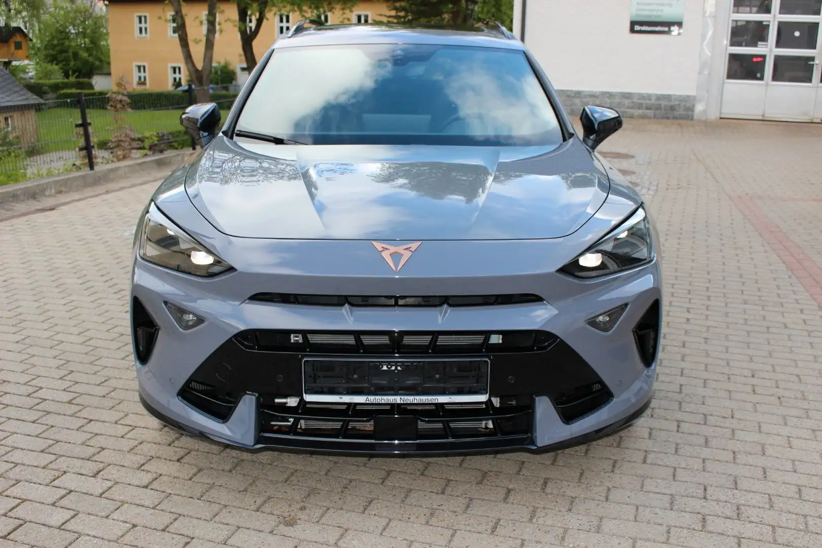 CUPRA Formentor VZ ,Tribe Edition, 4Drive,Akrapovic,Akebono Gris - 1