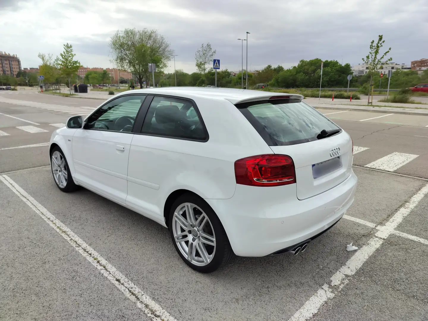 Audi A3 A3 2.0TDI S line edition DPF S line edition Blanco - 2