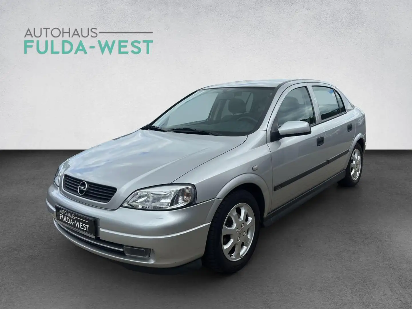 Opel Astra 1.6 62KW 5trg. Klima Alu 1.Hand Argintiu - 1