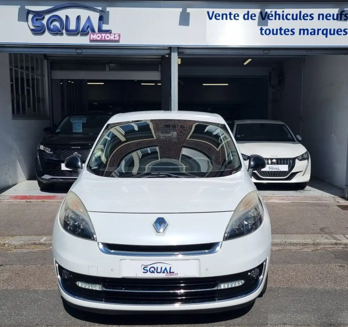 Renault Grand Scenic III 1.6 dCi130 ENERGY Bose eco² 7pl Weiß - 2