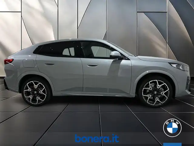 BMW X2 view 4