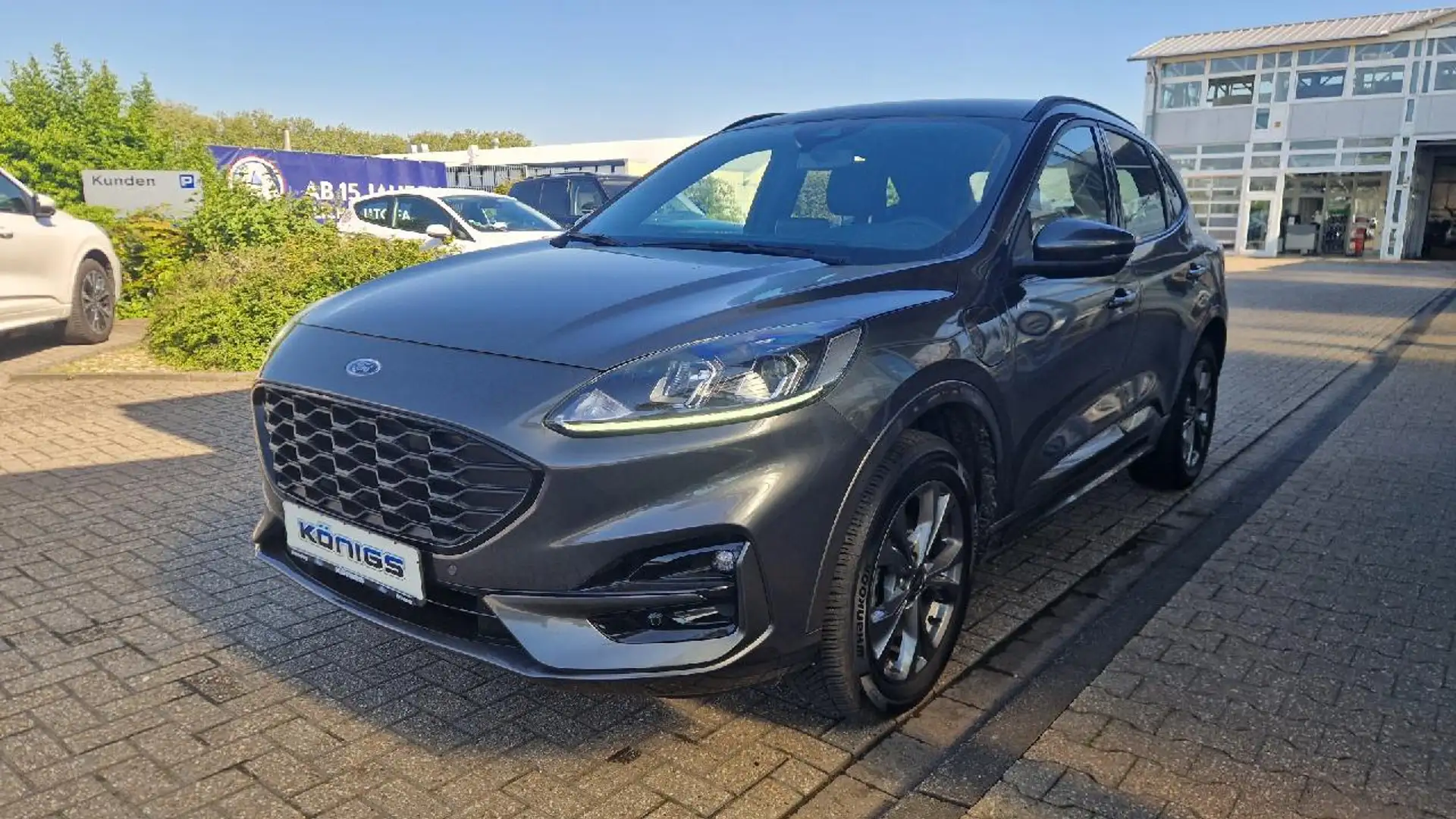 Ford Kuga Plug-In Hybrid ST-Line Grijs - 1