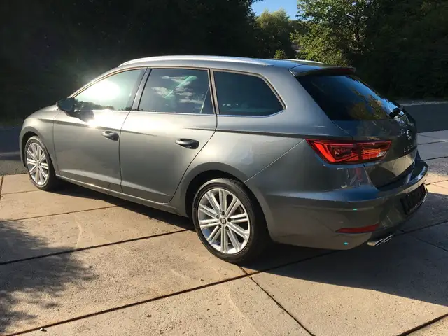 Seat Leon view 8