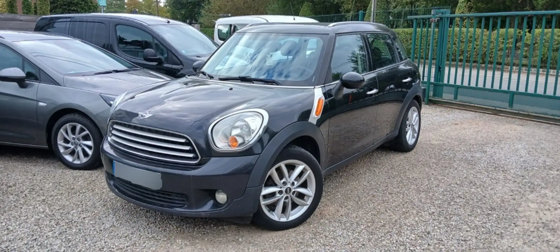 MINI Cooper Countryman D Negro - 1