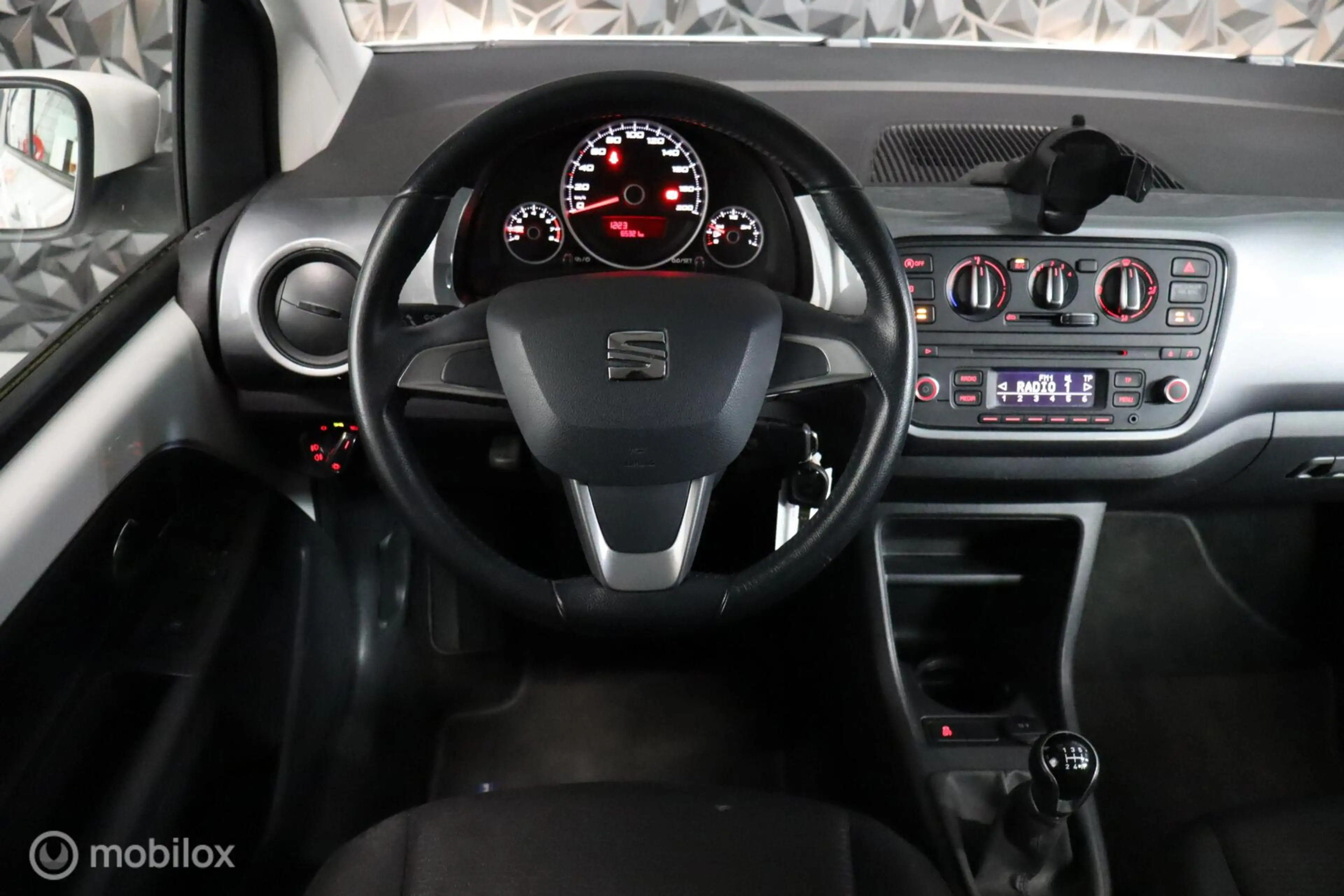SEAT Mii 1.0 Sport Dynamic | AC | Elektr. ram | Stoelverwar — photo 4