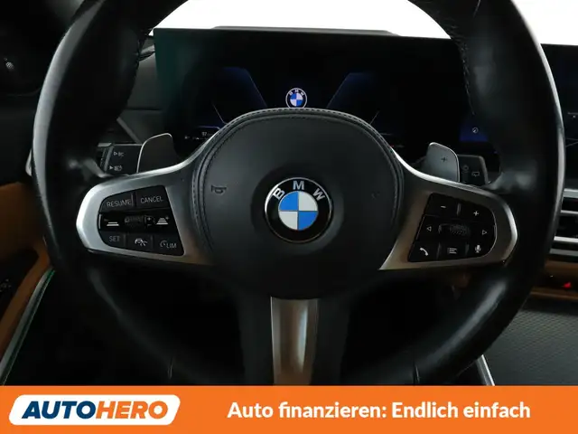 BMW 3 Series view 19