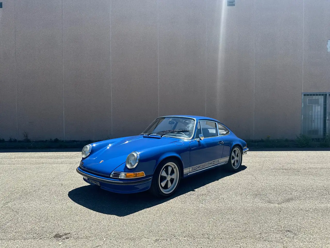 Porsche 911 2.0 T Karmann - Blu Ossi, foto 2