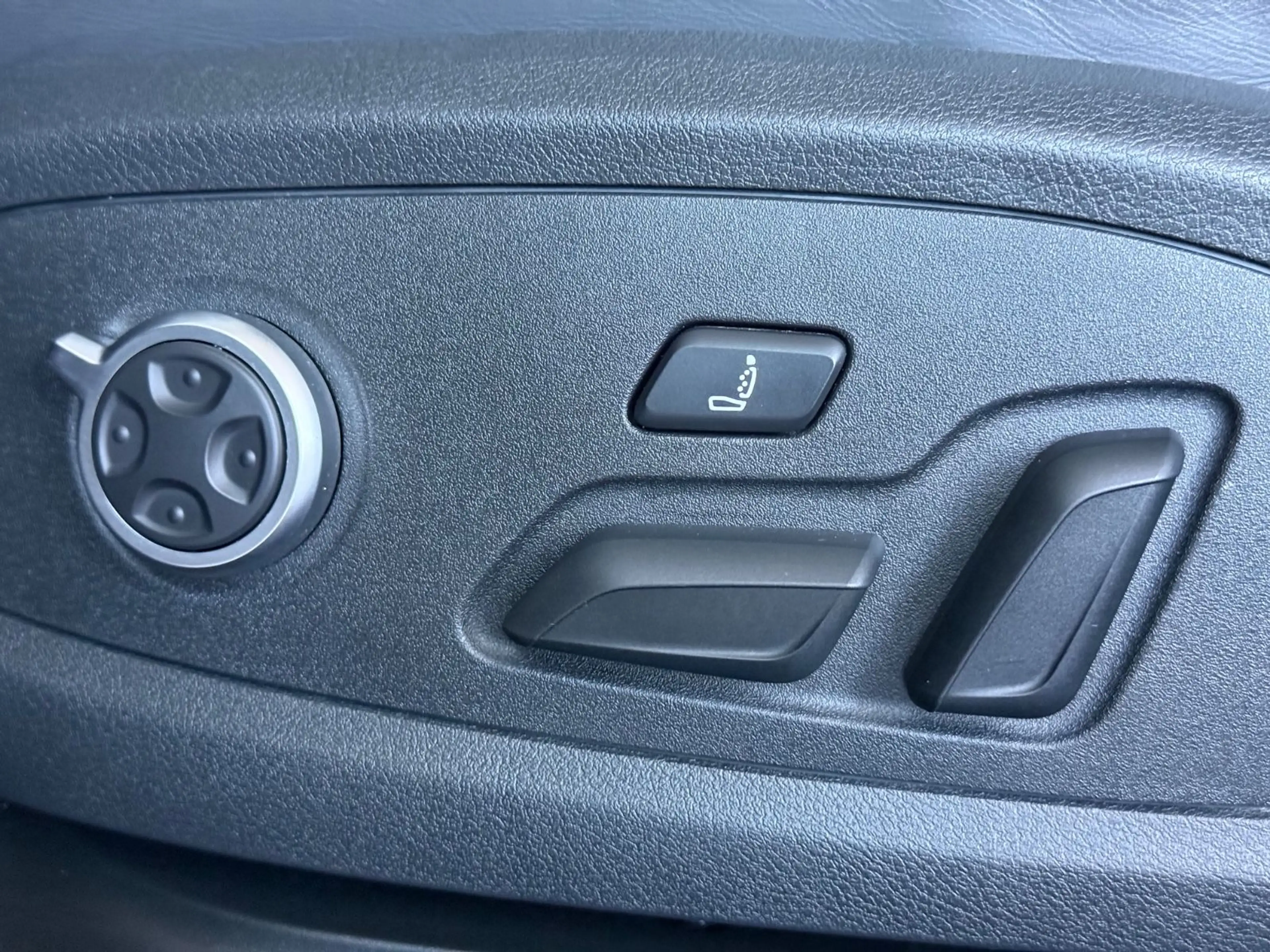 Audi RS4 2.9 TFSI quattro BTM Turbo/Keramik/B&O/Pano/ — photo 9