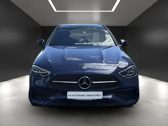 Mercedes-Benz C-Class view 9