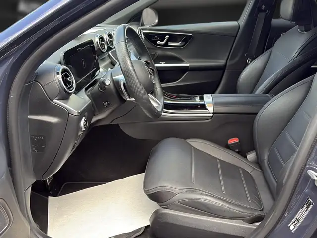 Mercedes-Benz C-Class view 14
