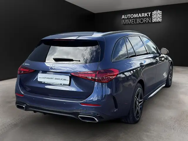 Mercedes-Benz C-Class view 7