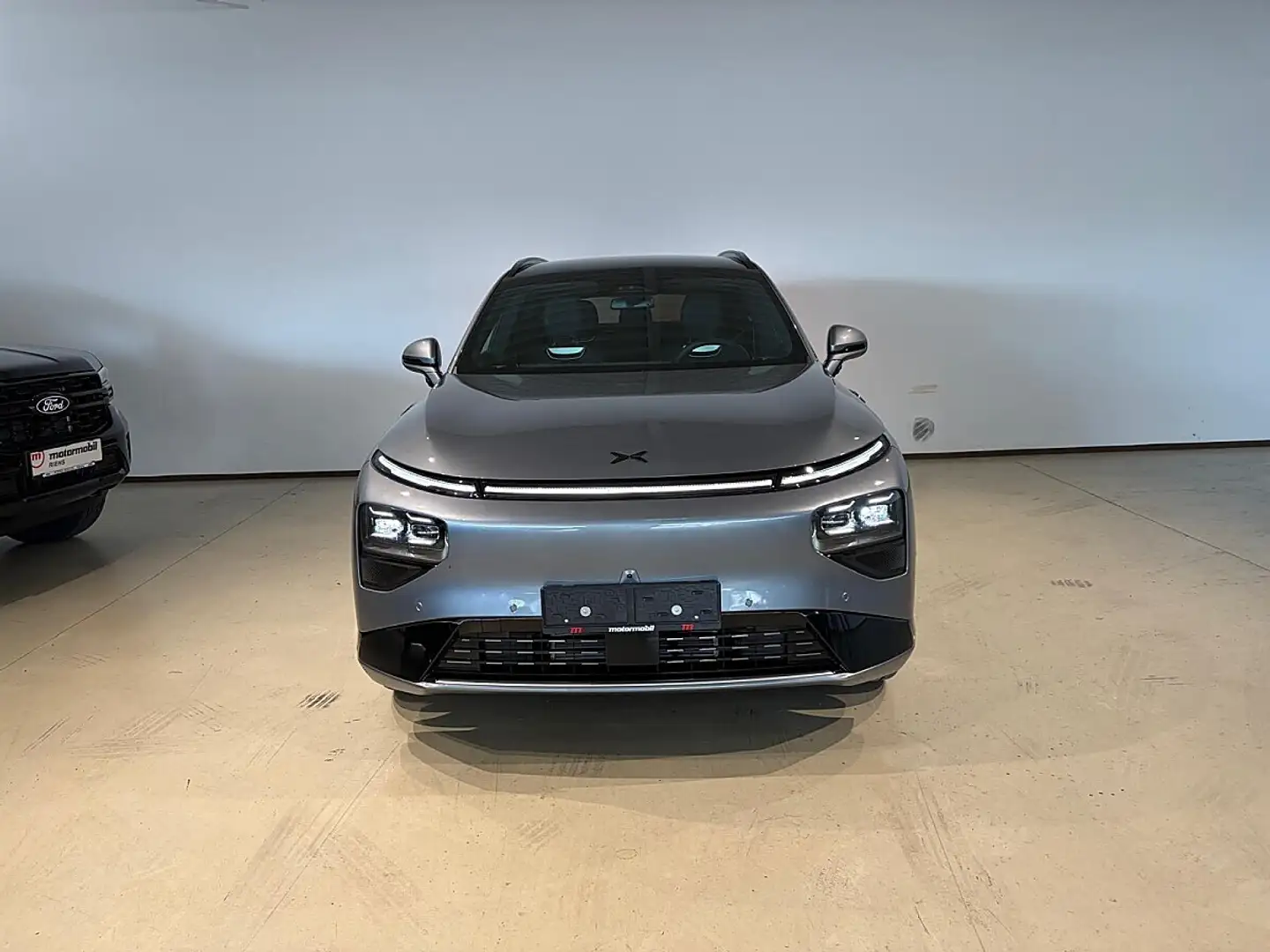 Xpeng G9 Long Performance AWD *JETZT IN WELS TESTEN* Grau - 2
