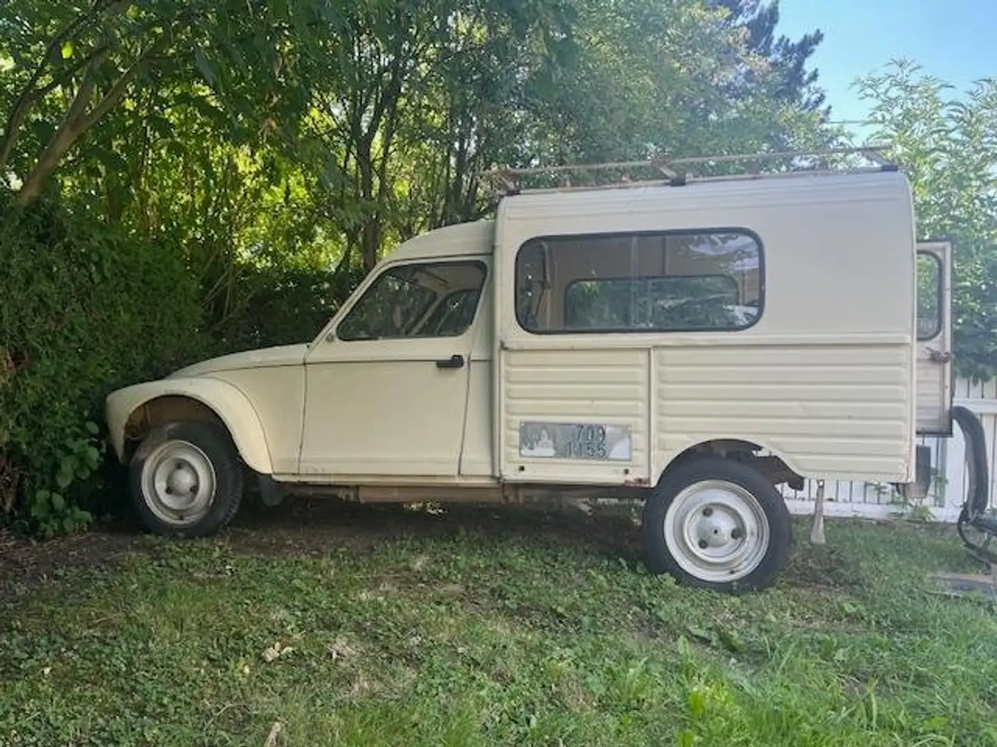 Citroen 2CV AK DYANE MIXTA (Sondermodell) Beige - 1