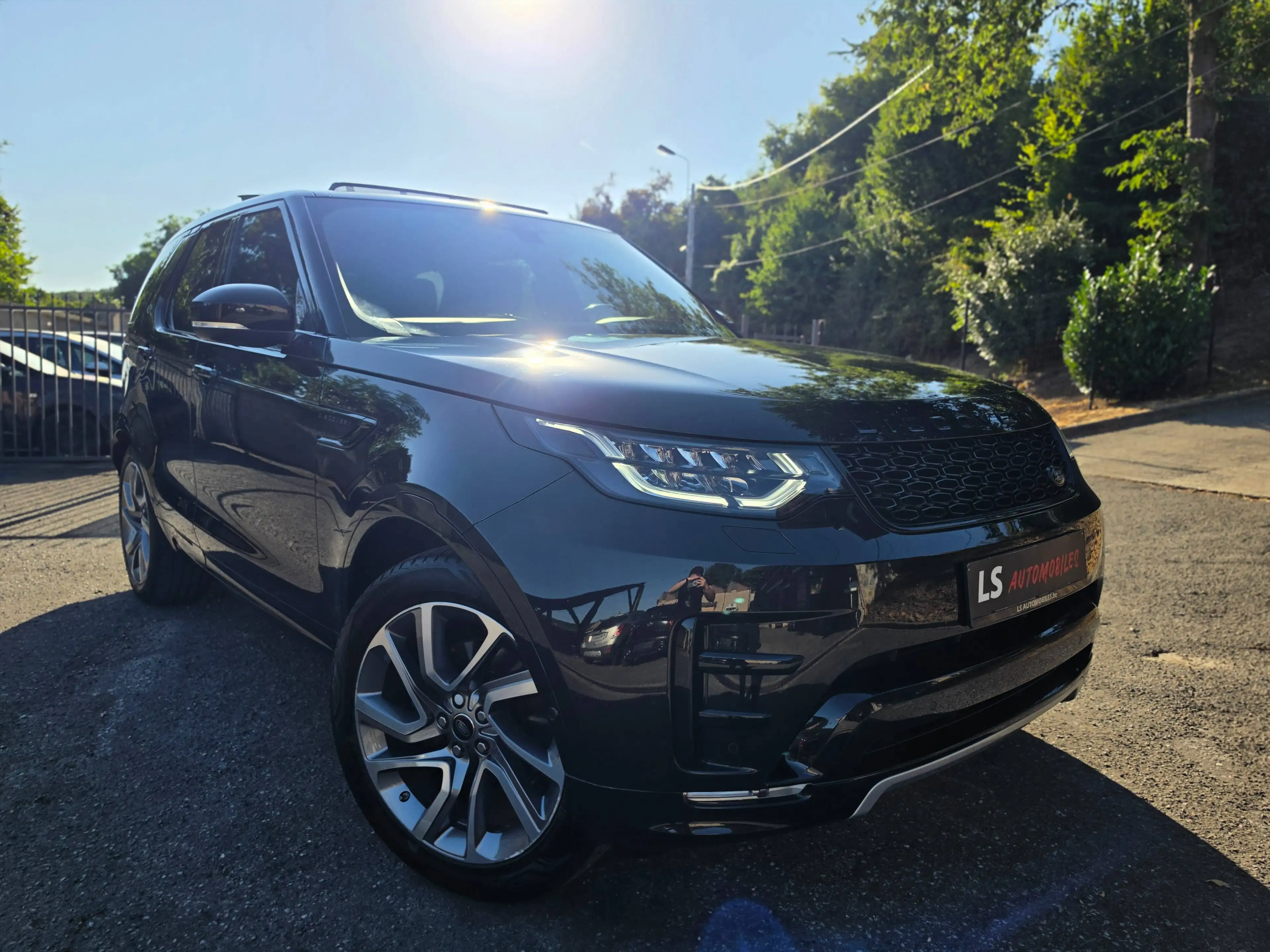 Land Rover Discovery B2B*MARCHAND*Landmark Edition*2.0d AWD*7PL*PANO*MERIDIAN*AIRSUSPENSION