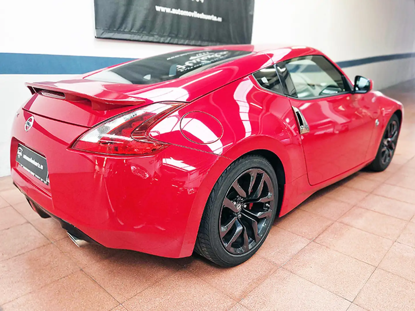 Nissan 370Z 3.7 328 Rot - 2